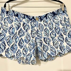 Shell Lilly Pulitzer shorts